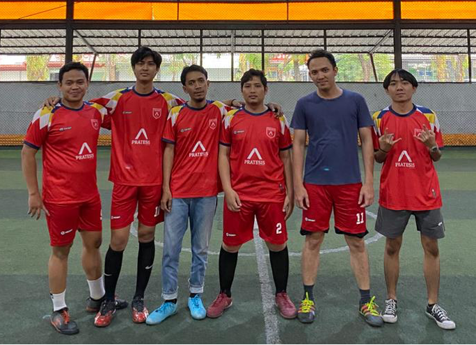 Perhatikan Kesehatan Karyawan PT Pratesis Rutin Adakan Futsal